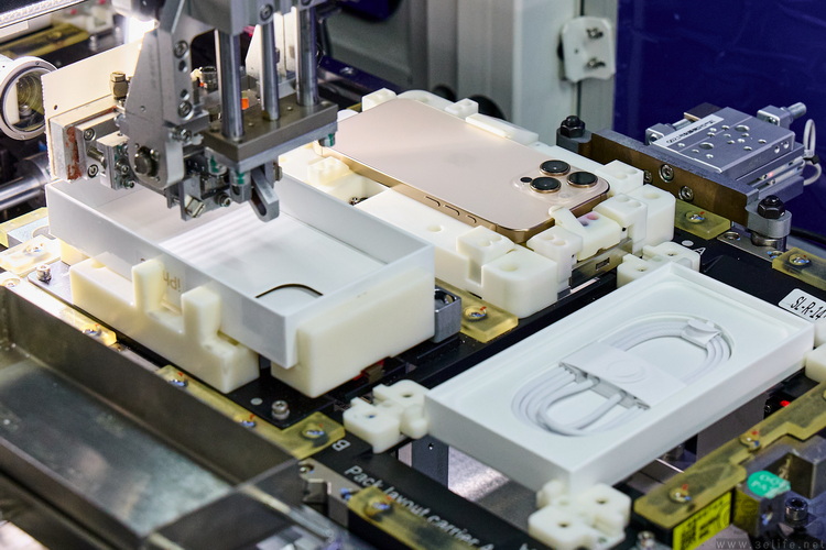 “复活”的手机拍照按钮，新设计真就更好用吗