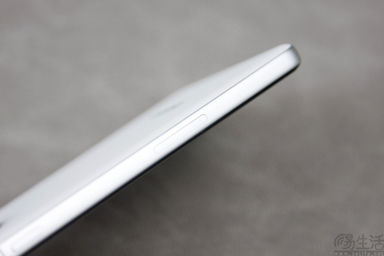 “复活”的手机拍照按钮，新设计真就更好用吗