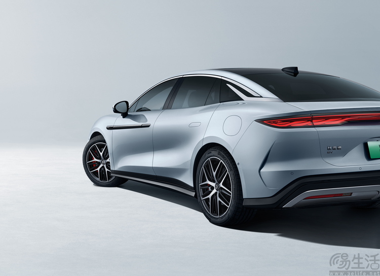 比亚迪的双旗舰发布会,这些细节你或许没注意到 比亚迪的双旗舰发布会,这些细节你或许没注意到