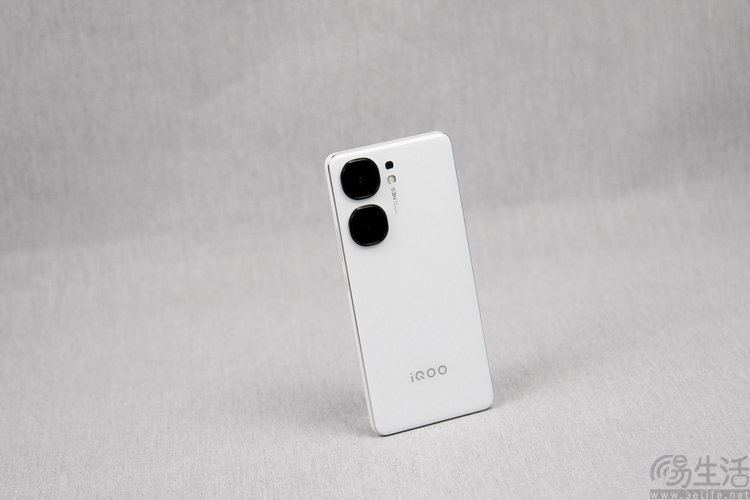 iqoo neo9s pro 评测：换芯升级，体验全面超预期