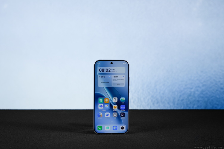 iqoo z11 turbo首测：旗舰芯 低功耗，游戏是亮点