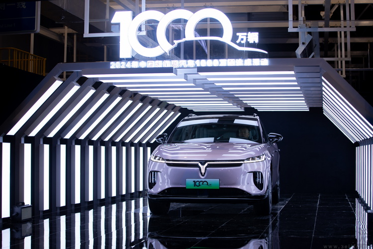 从国之重器到市场黑马，东风汽车如何靠技术逆袭