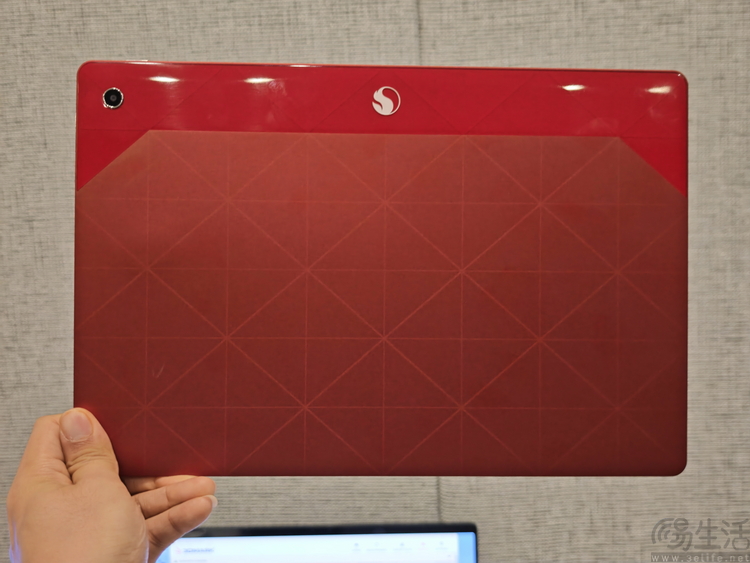 实测：微软预告新款“骁龙本”，那老设备有优化吗