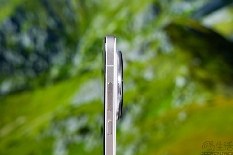 要“尊”还是要“强”？测过荣耀magic 8 rsr有了答案