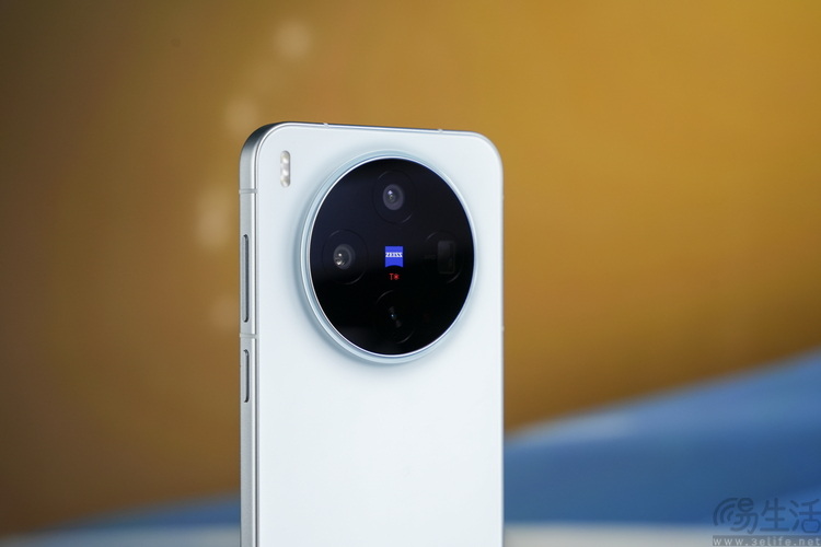 小屏旗舰又双叒叕卖不动了，这次该怪谁？