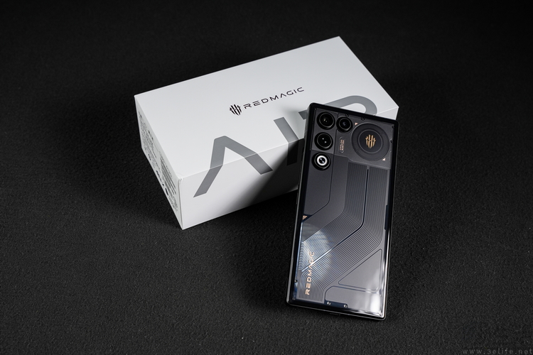 红魔11 air首测：超薄 主动散热，消除所有短板