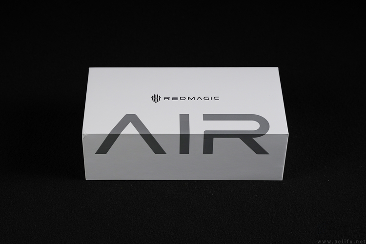 红魔11 air首测：超薄 主动散热，消除所有短板