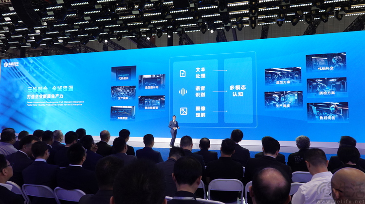 当对手们陷入内卷，东风汽车却选择了赋能行业