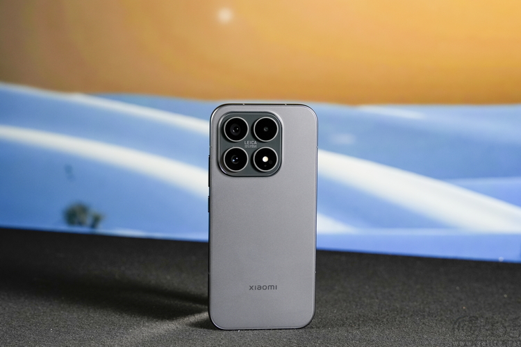 小米17系列市场表现不俗,整体订单较上代增加 小米17系列市场表现不俗,整体订单较上代增加