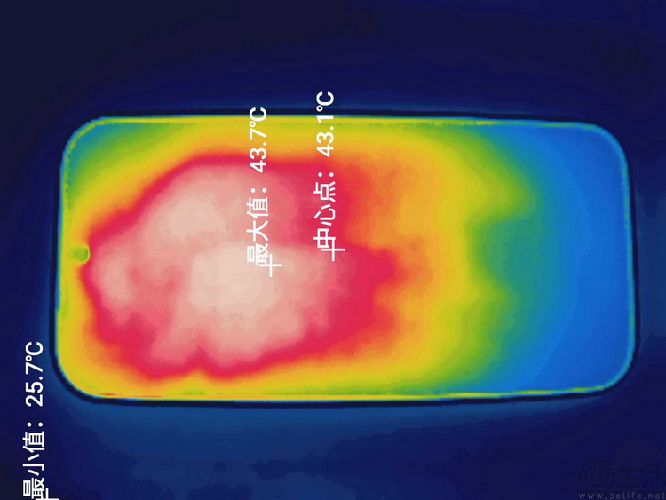 小米17首发评测：外观极致精致，配置均衡无短板