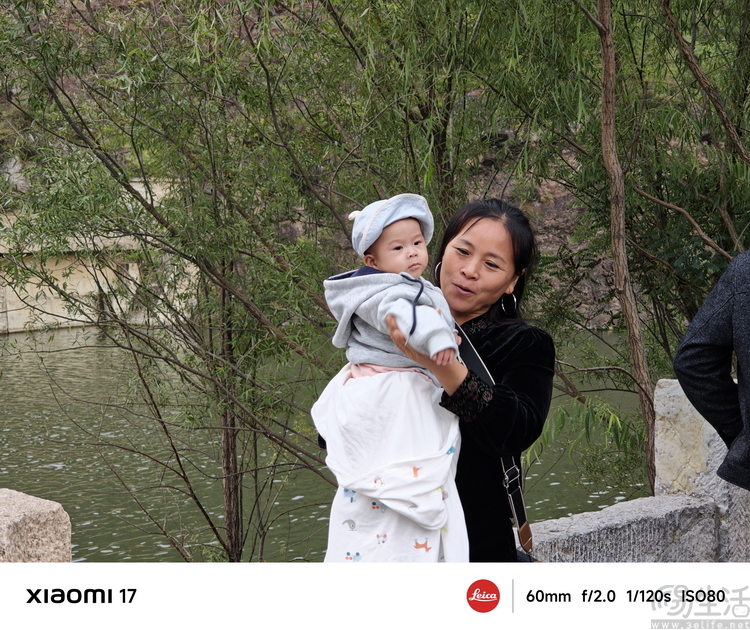 小米17首发评测：外观极致精致，配置均衡无短板