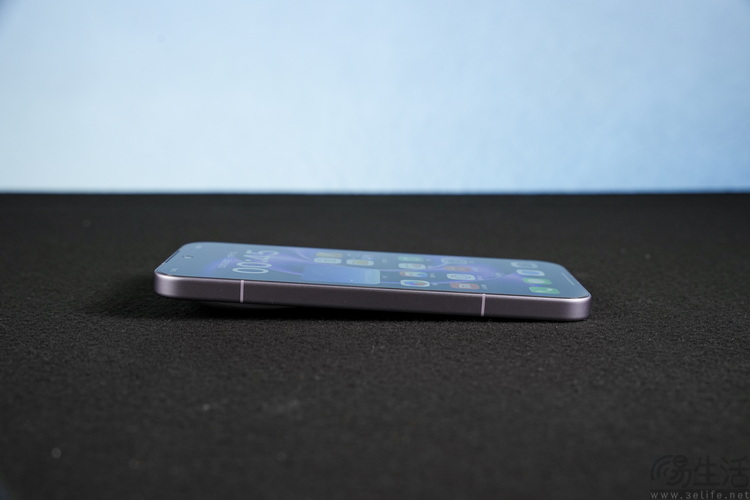 小米17 ultra专题测试：它的最大亮点就是“不跟风”