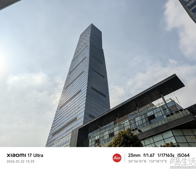 小米17 ultra专题测试：它的最大亮点就是“不跟风”