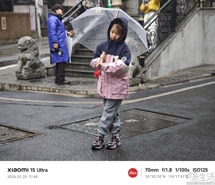 小米17 ultra专题测试：它的最大亮点就是“不跟风”