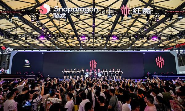 红魔电竞盛宴燃爆2024 chinajoy：全系列装备震撼登场