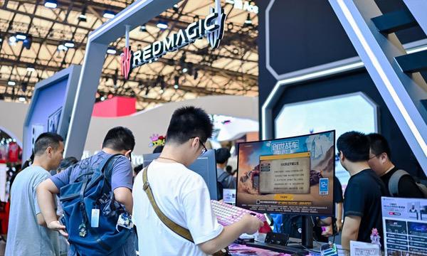 红魔电竞盛宴燃爆2024 chinajoy：全系列装备震撼登场